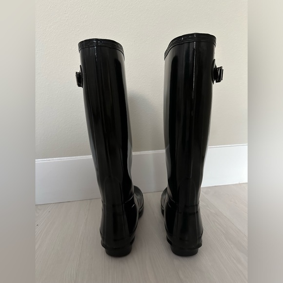 Tall Original Hunter Rain Boots Size 8 Black Gloss - only used 3 times!! - Picture 4 of 8
